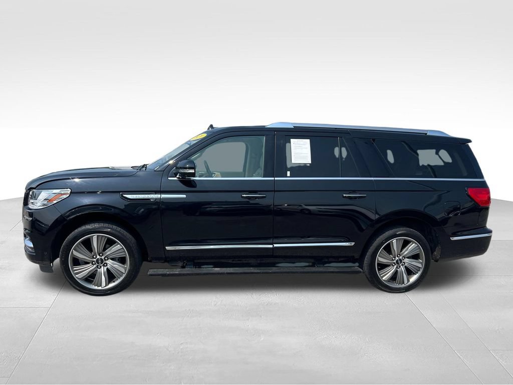 Used 2020 Lincoln Navigator L Reserve w/ Luxury Package AWD/4WD image 2