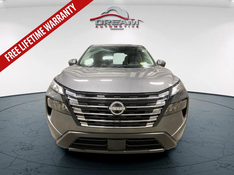 Used 2025 Nissan Rogue SV FWD image 3