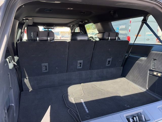 Used 2025 Ford Expedition Max Platinum w/ Stealth Performance Package image 5