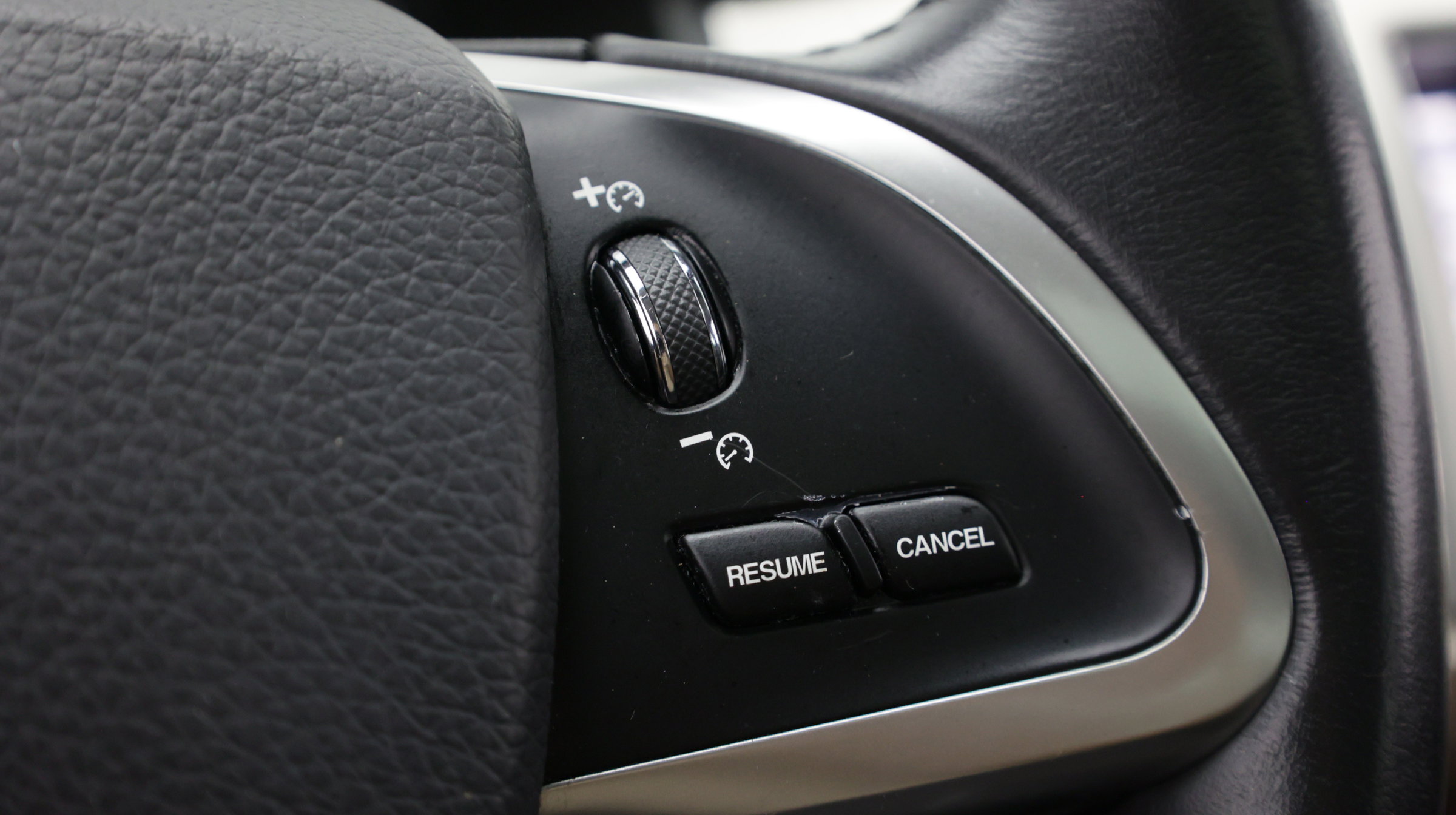 Used 2013 Jaguar XF RWD image 27