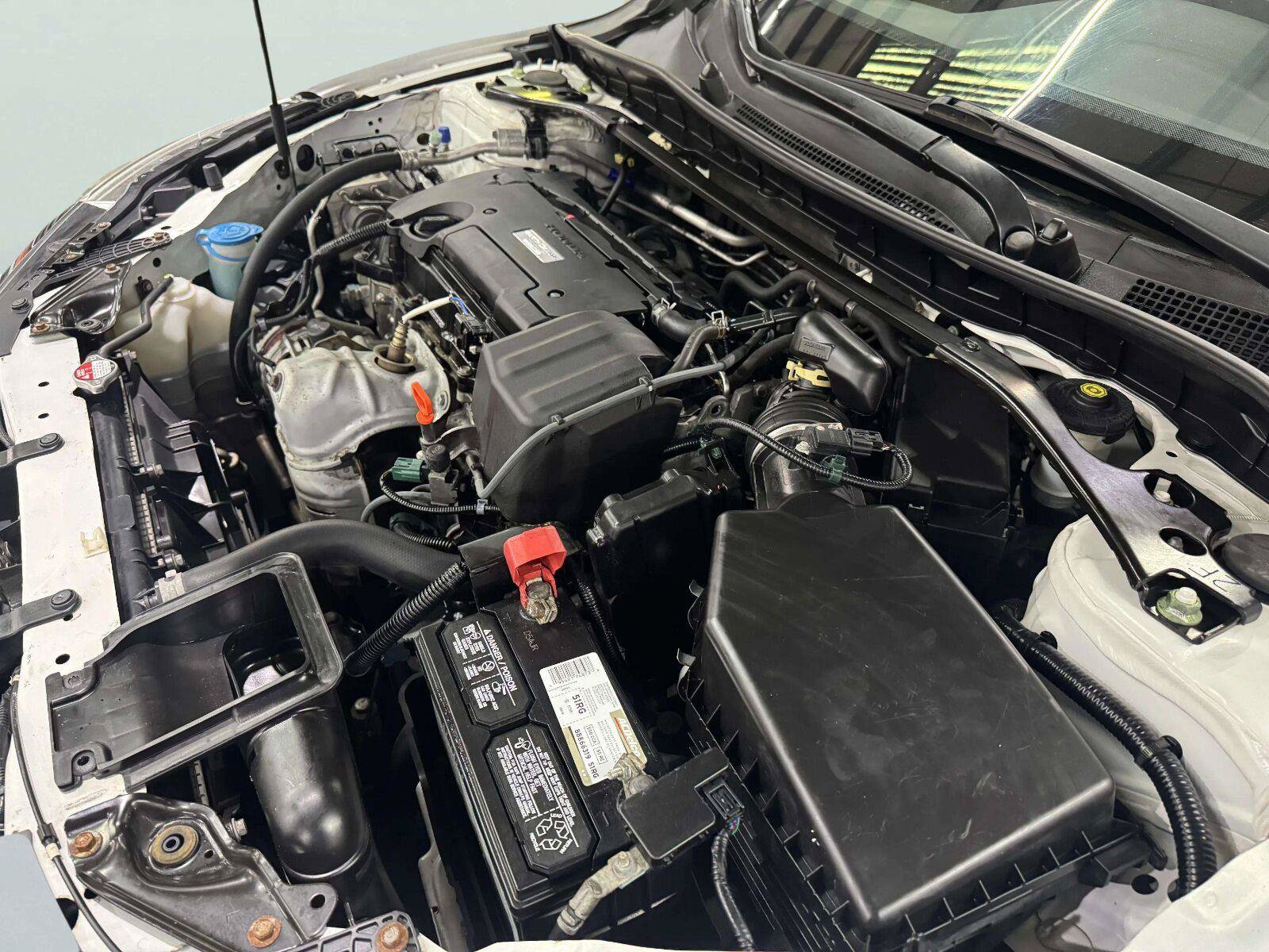 Used 2017 Honda Accord Sport Special Edition image 36