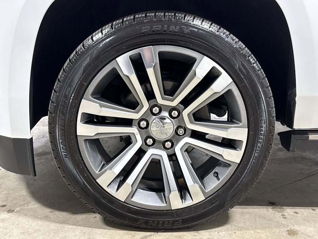 Used 2019 GMC Yukon Denali w/ Denali Ultimate Package image 28