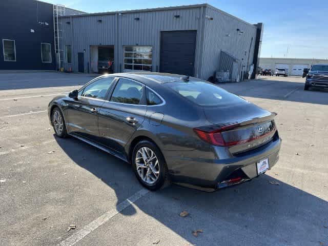 Used 2021 Hyundai Sonata SEL w/ Convenience Package FWD image 6