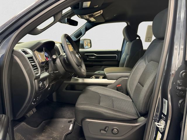New 2026 RAM 1500 4x4 Crew Cab image 10
