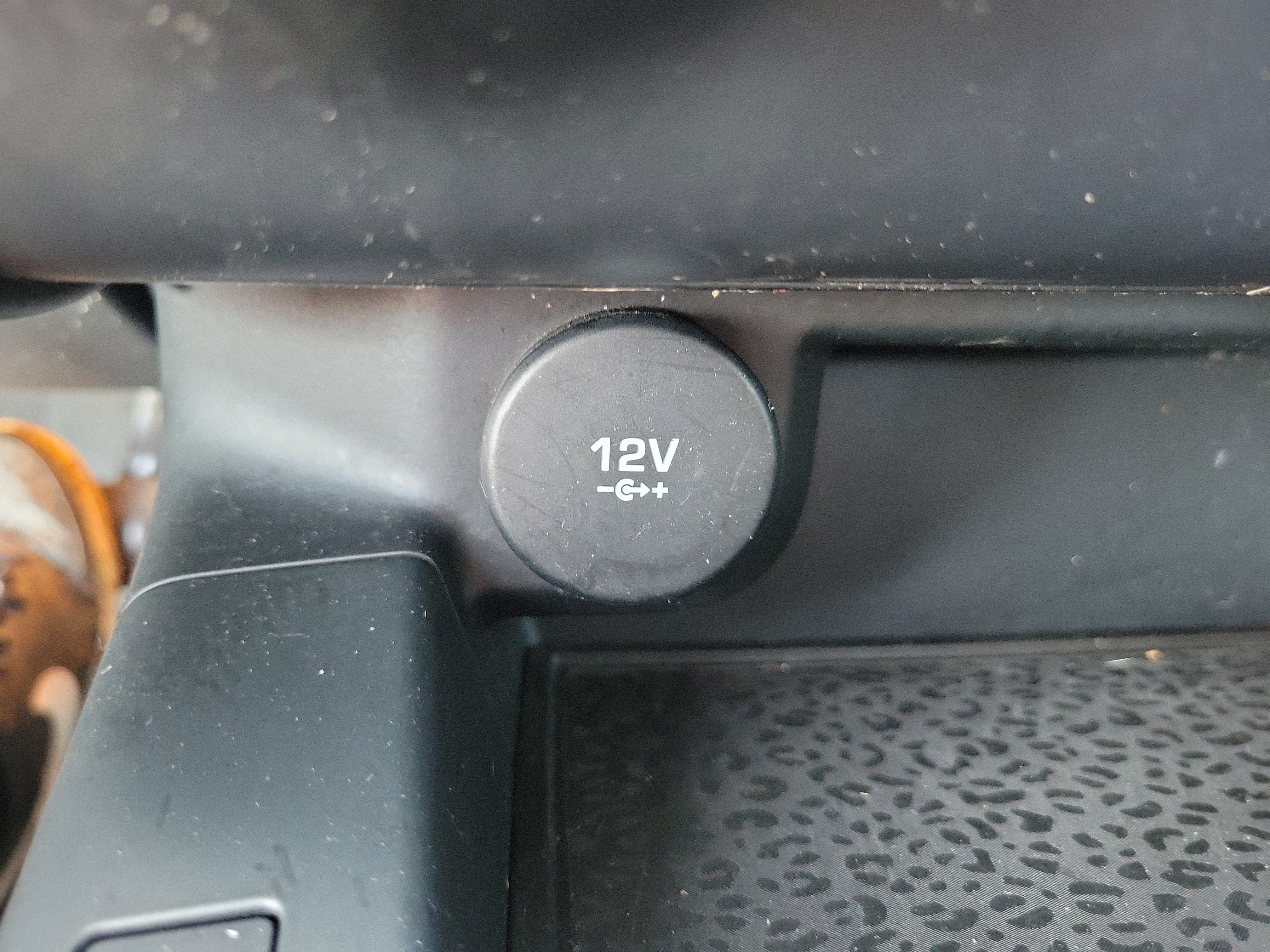 Used 2019 Jaguar E-PACE S AWD/4WD image 18