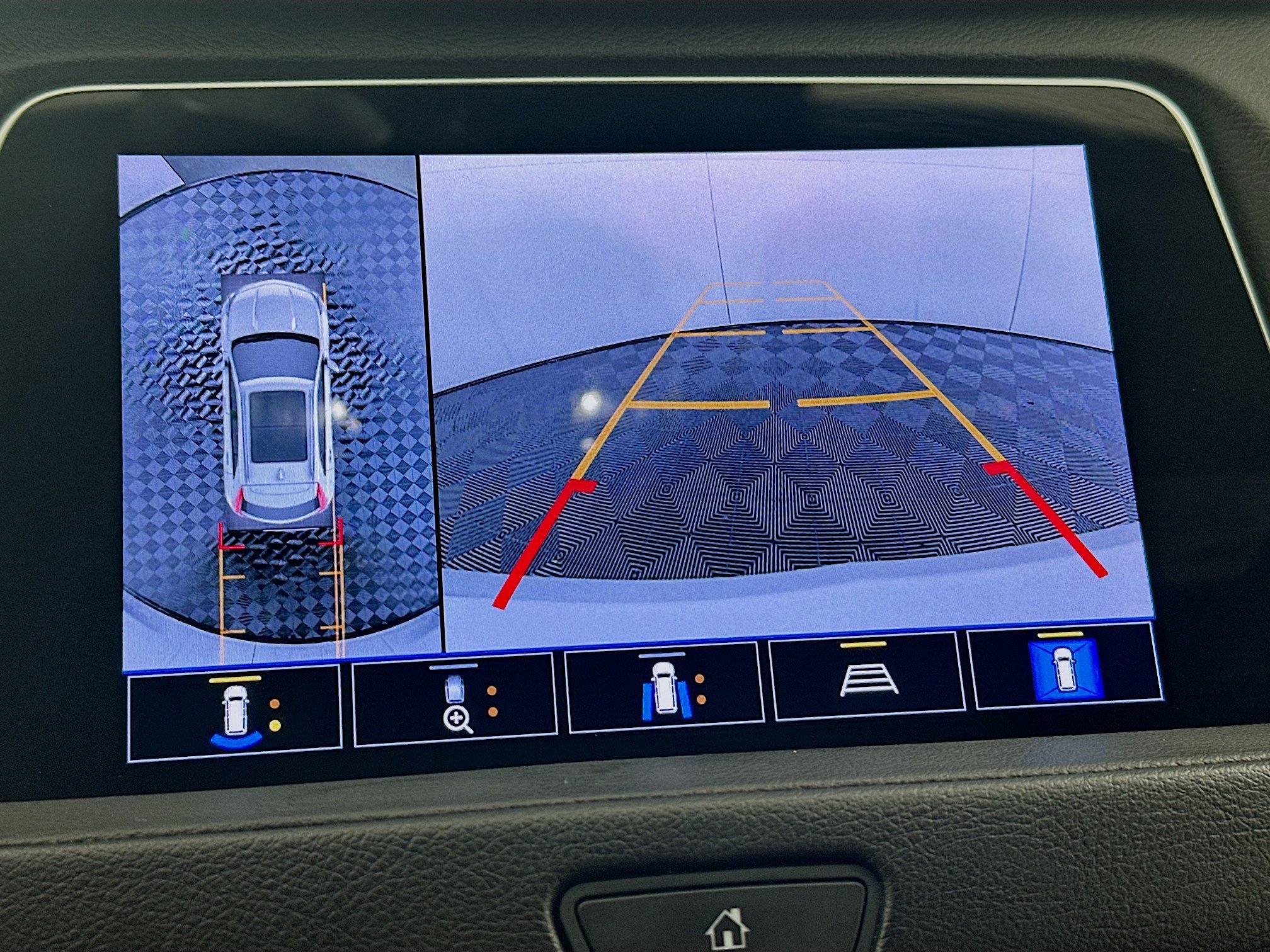 Used 2023 Cadillac XT4 Premium Luxury w/ Technology Package AWD/4WD image 23