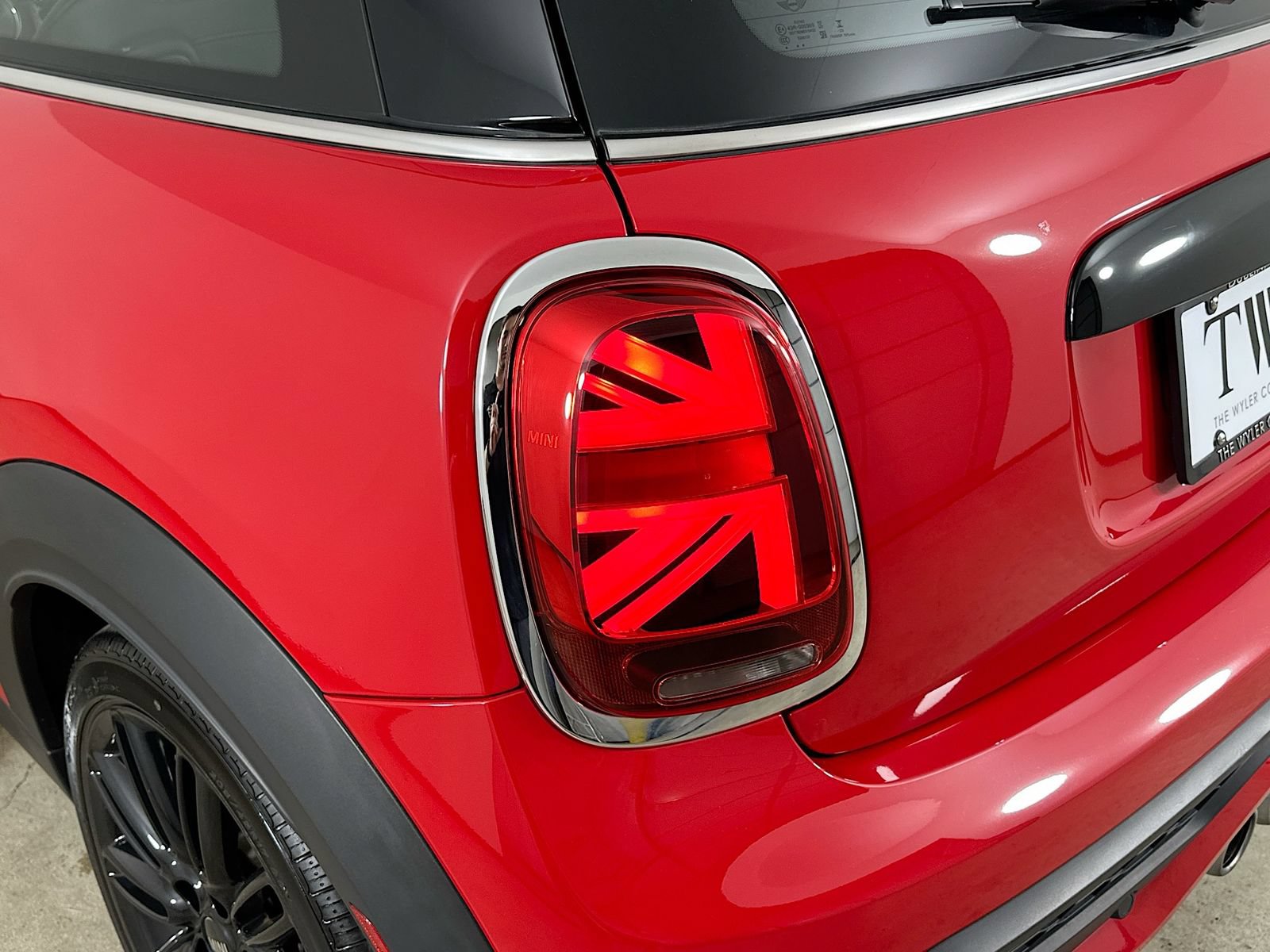 Used 2024 MINI Cooper S FWD image 12