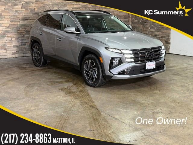 Used 2025 Hyundai Tucson Limited AWD/4WD image 1