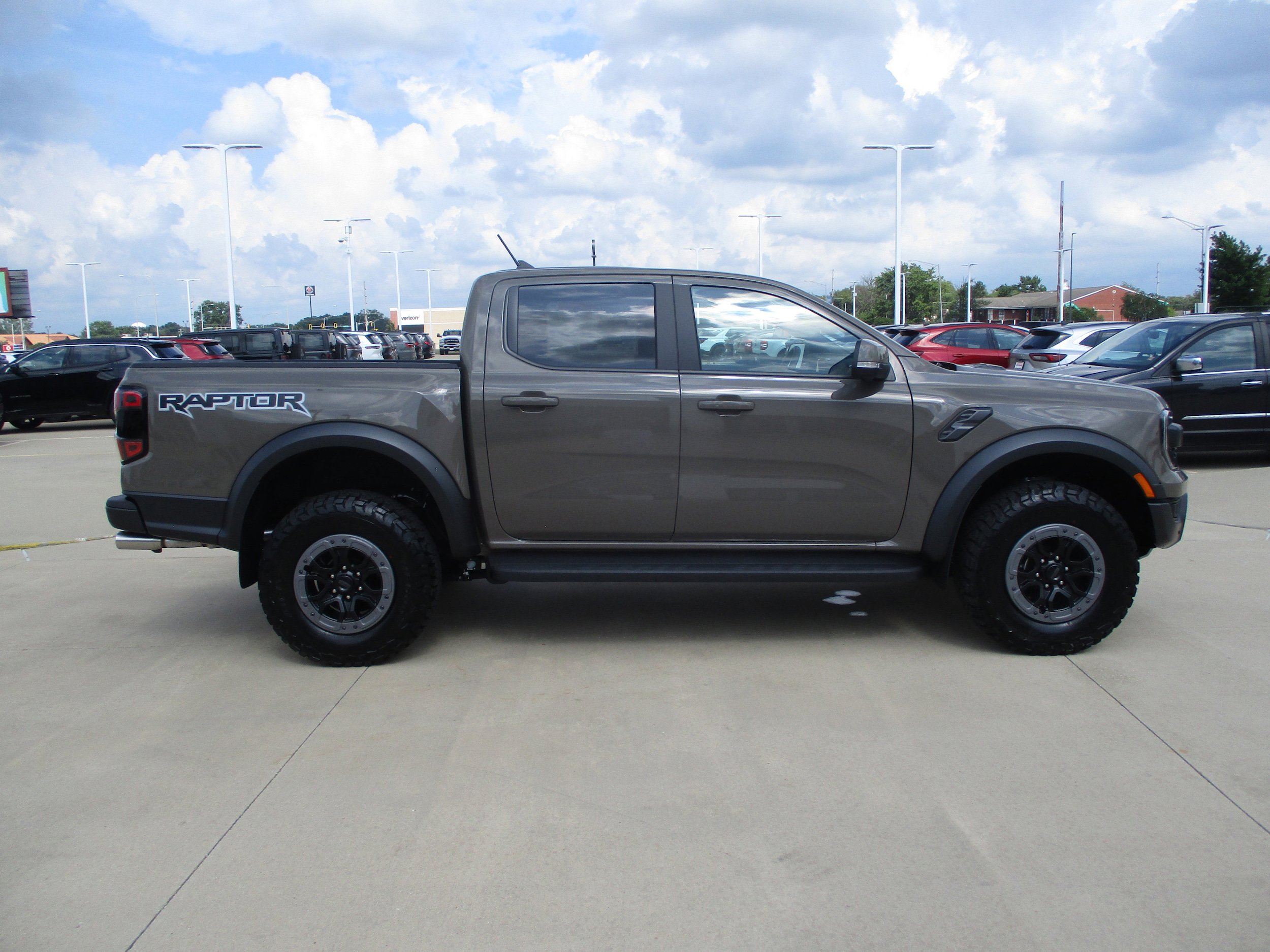 New 2025 Ford Ranger Raptor AWD/4WD image 9