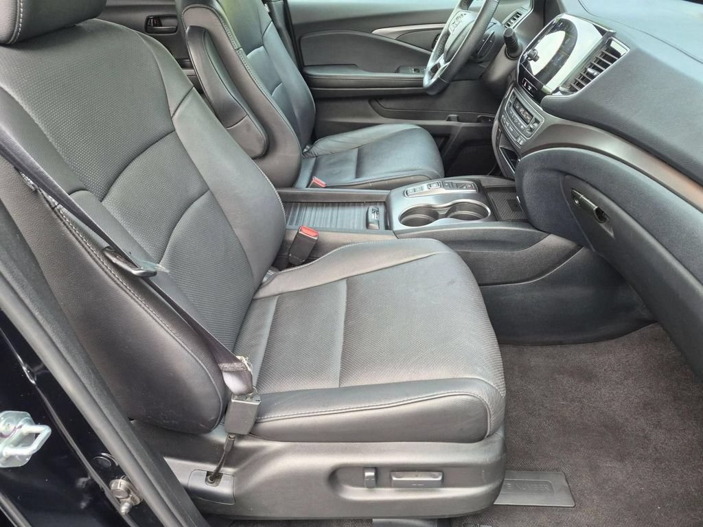 Used 2023 Honda Passport EX-L image 29