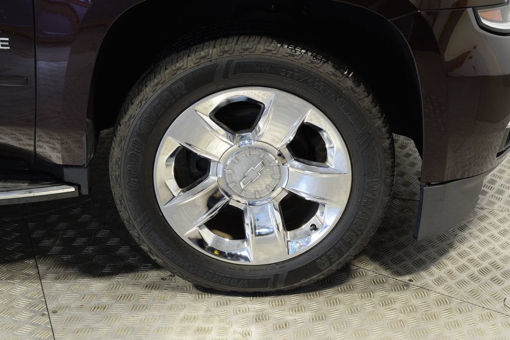 Used 2020 Chevrolet Tahoe Premier AWD/4WD image 37