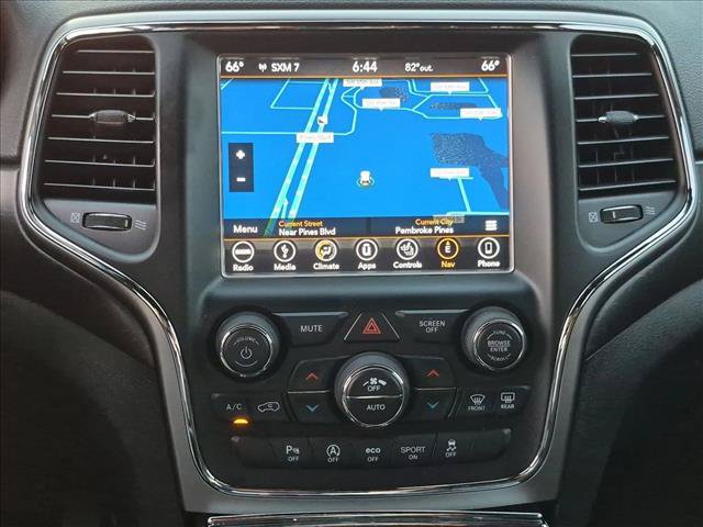 Used 2018 Jeep Grand Cherokee Altitude RWD image 13