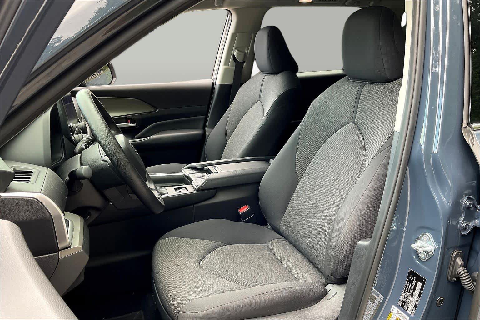 Used 2025 Toyota Grand Highlander AWD Hybrid image 8