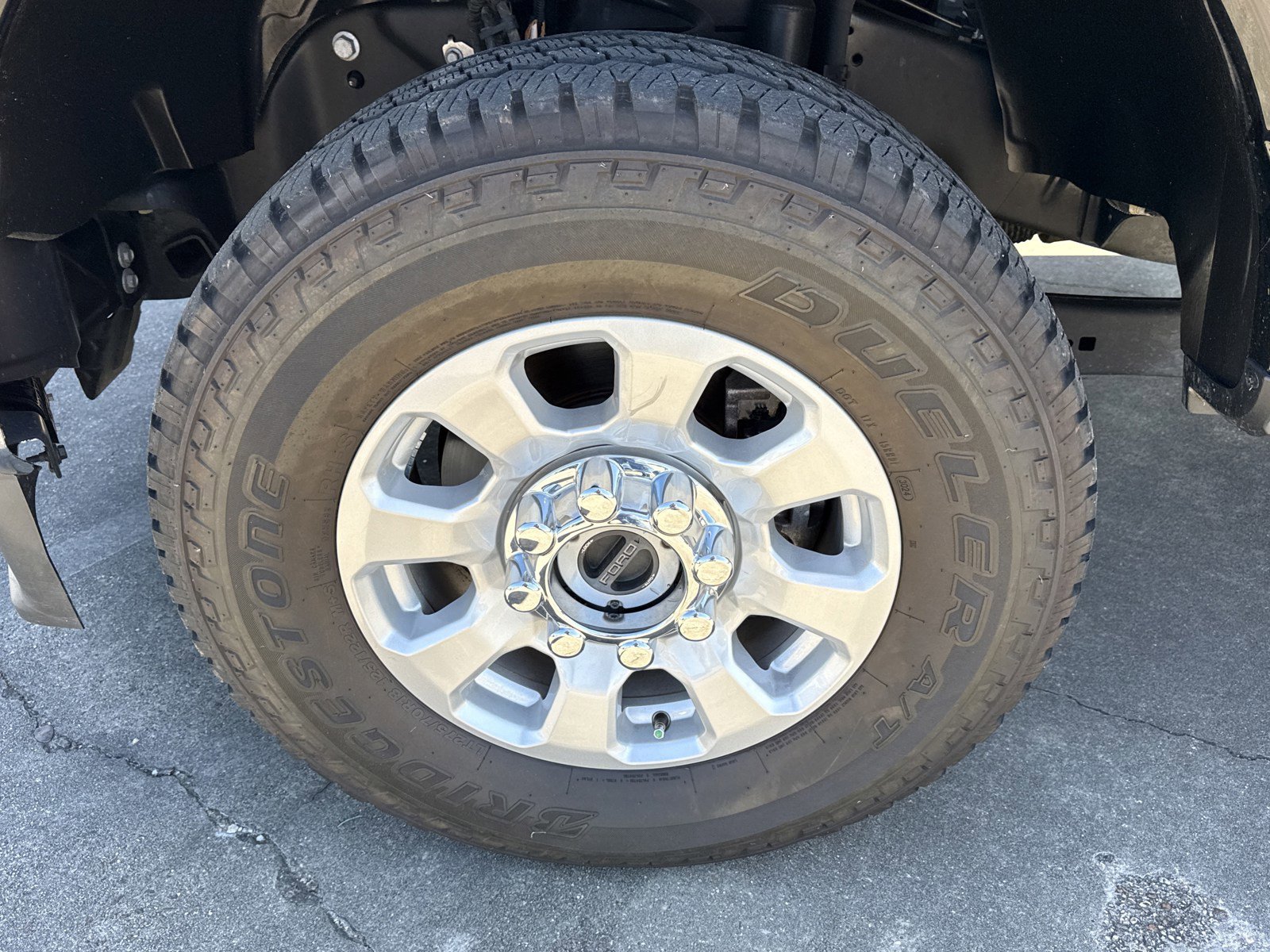 Used 2024 Ford F350 XLT image 10