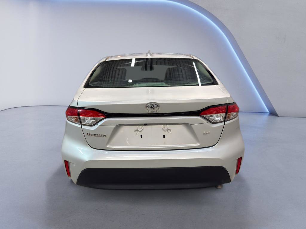 Used 2023 Toyota Corolla LE image 5