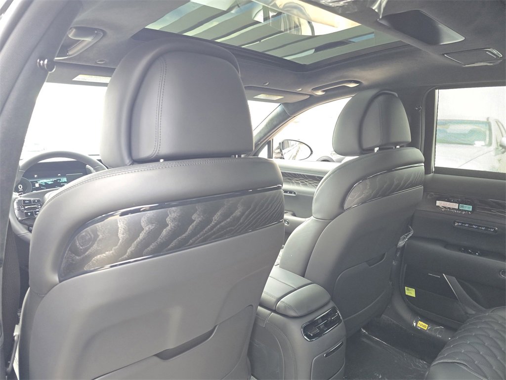 New 2026 Genesis G90 3.5T Prestige image 13