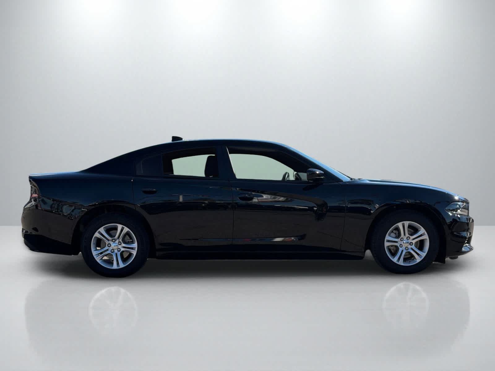 Used 2023 Dodge Charger SXT RWD image 8