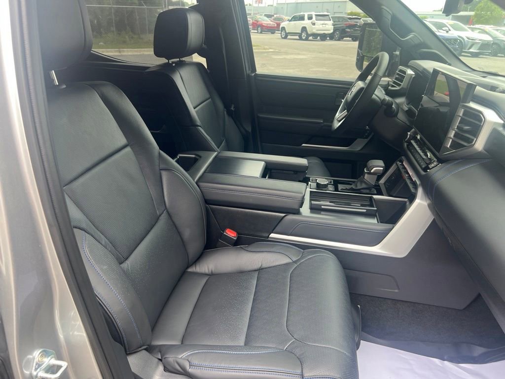 Used 2024 Toyota Tundra Platinum AWD/4WD image 12
