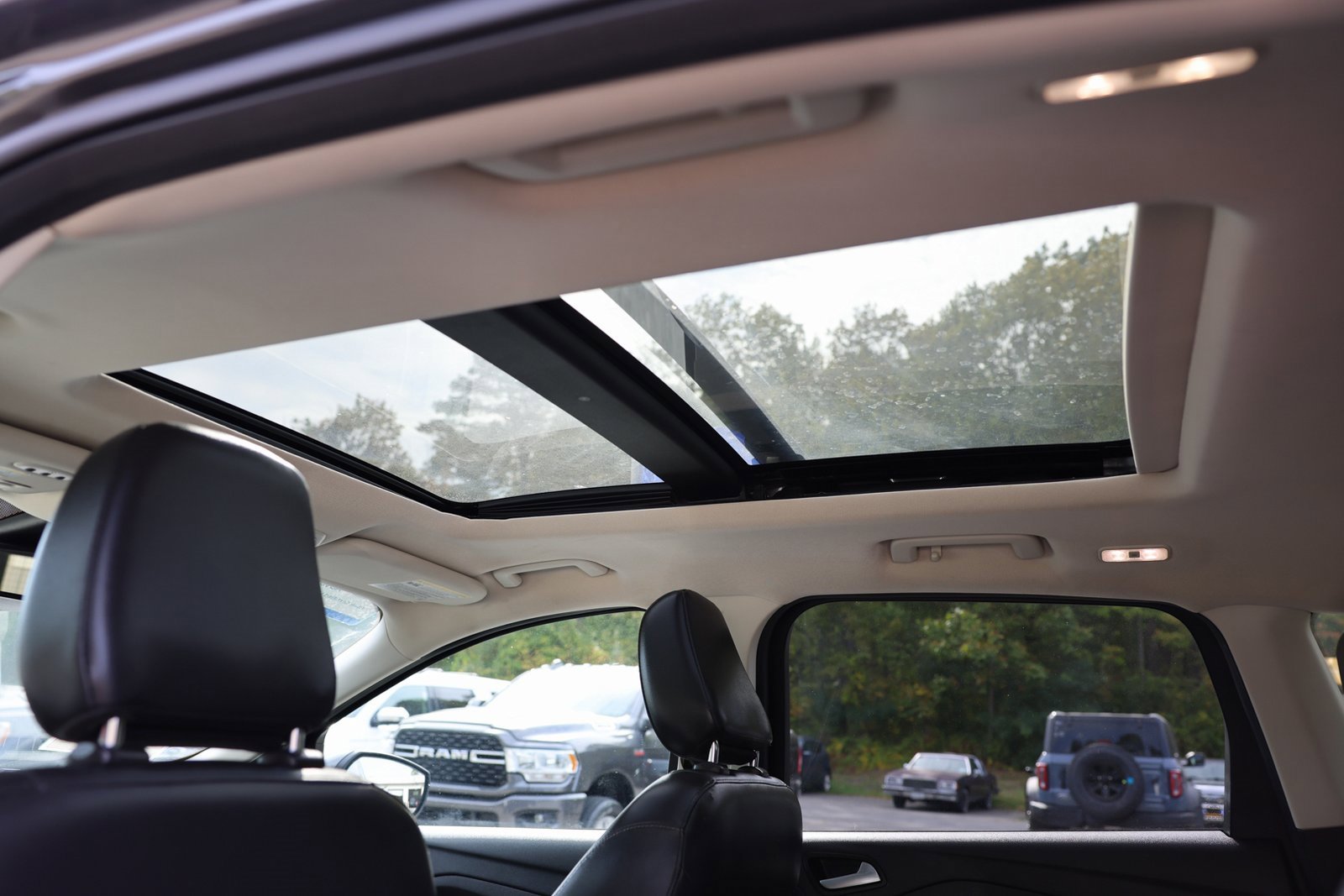 Certified 2019 Ford Escape Titanium image 26