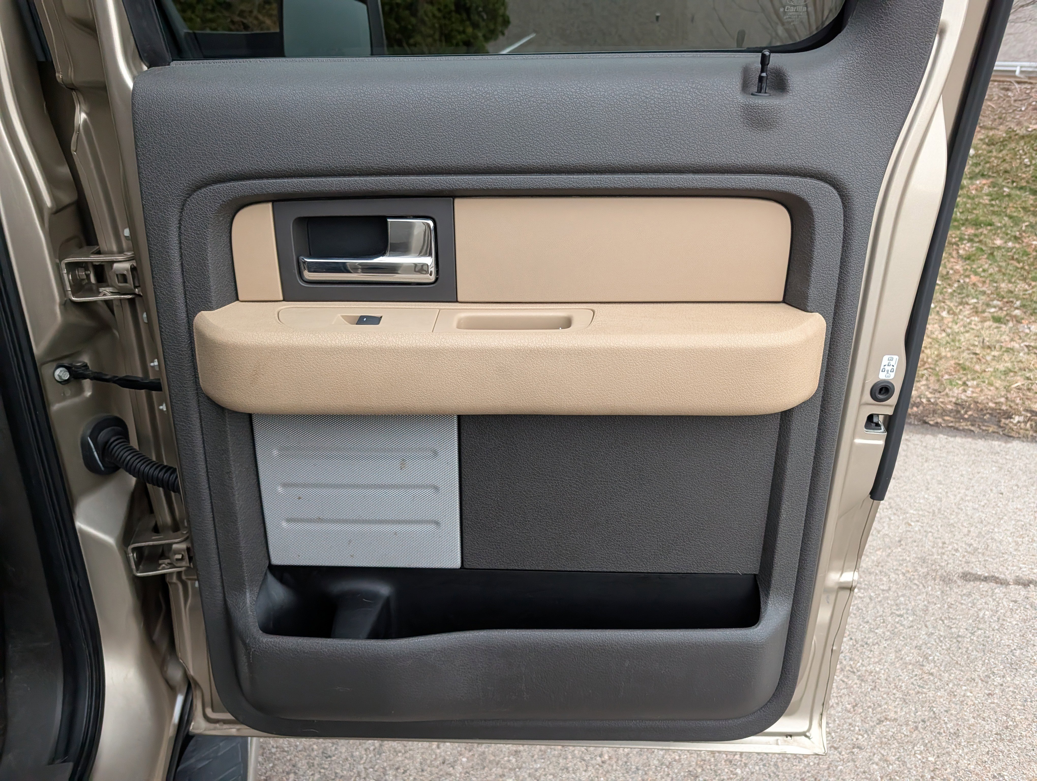 Used 2013 Ford F150 XLT w/ Luxury Equipment Group image 29