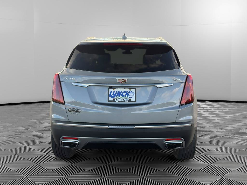 Used 2024 Cadillac XT5 Premium Luxury w/ LPO, Floor Liner Package AWD/4WD image 3