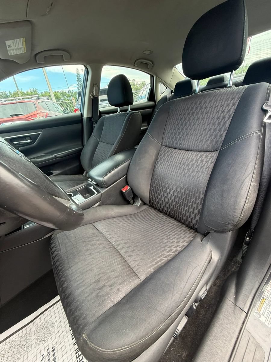 Used 2018 Nissan Altima 2.5 SV FWD image 9