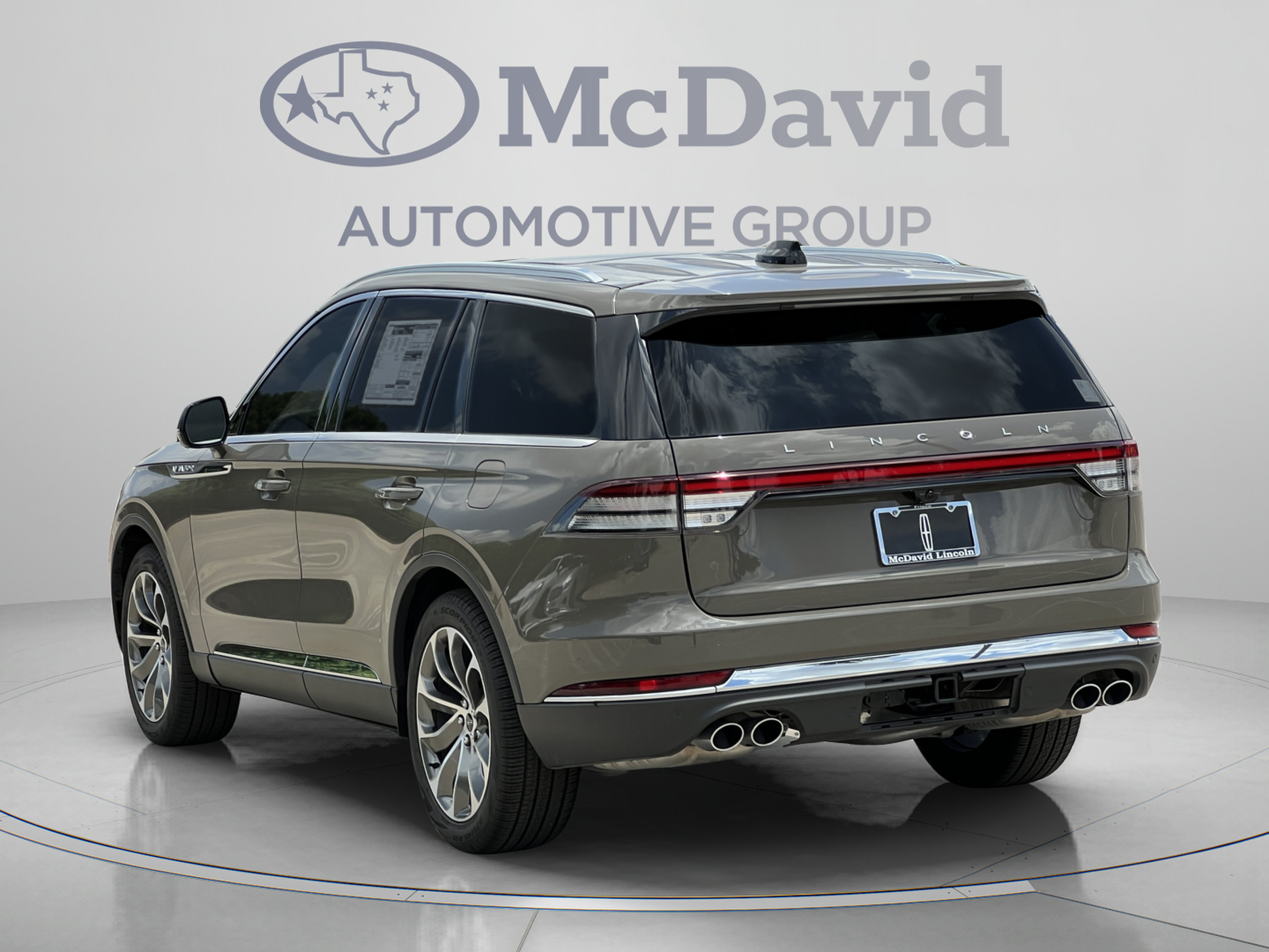New 2025 Lincoln Aviator Reserve w/ Illumination Package RWD image 5