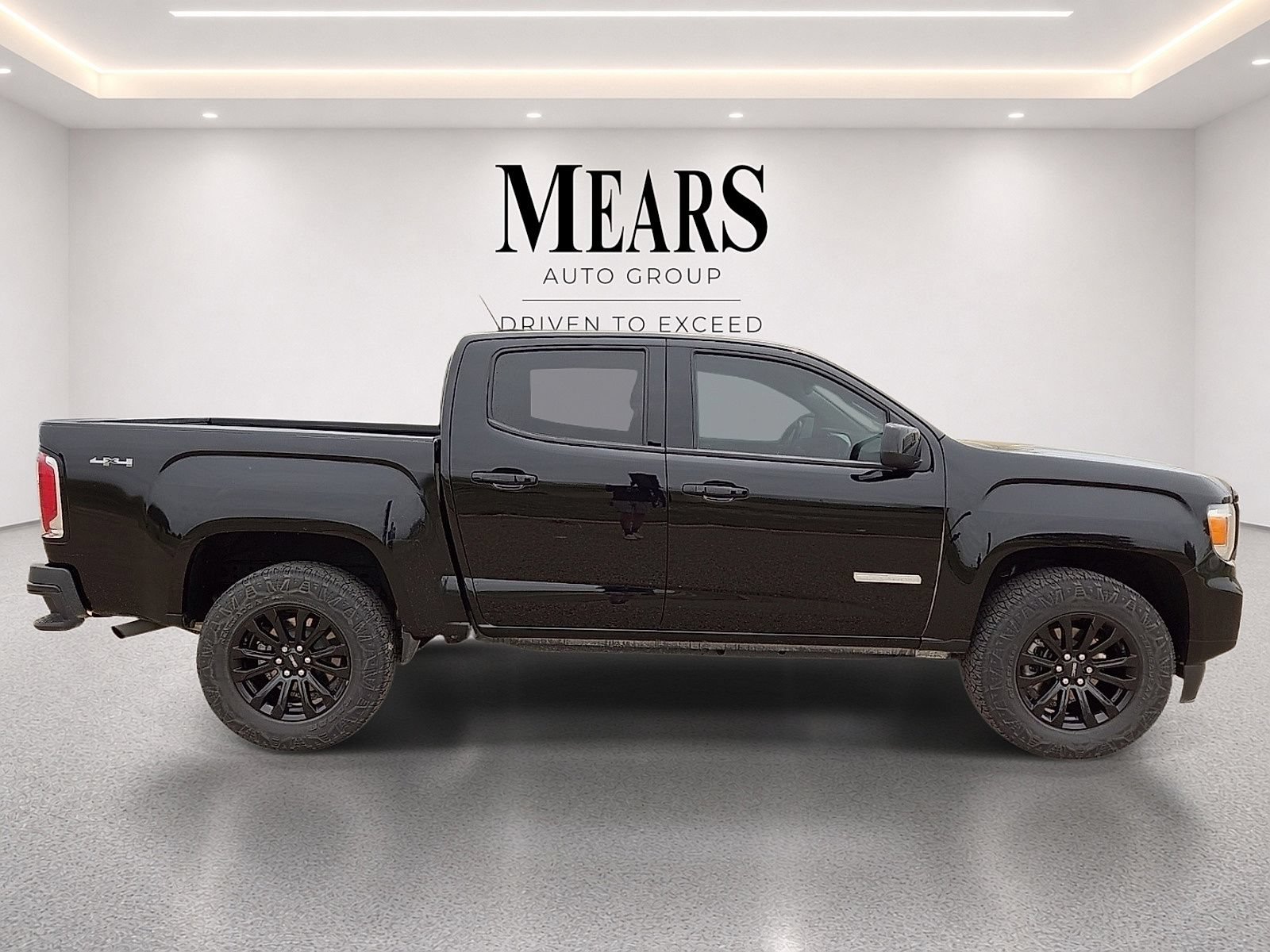 Used 2022 GMC Canyon Elevation w/ Elevation Premium Package AWD/4WD image 6