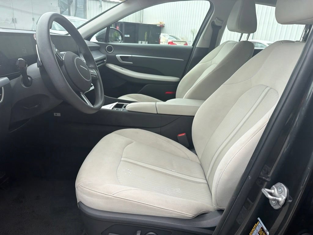 Used 2025 Hyundai Sonata SEL FWD image 10