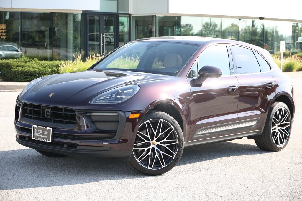 Certified 2026 Porsche Macan AWD/4WD image 10