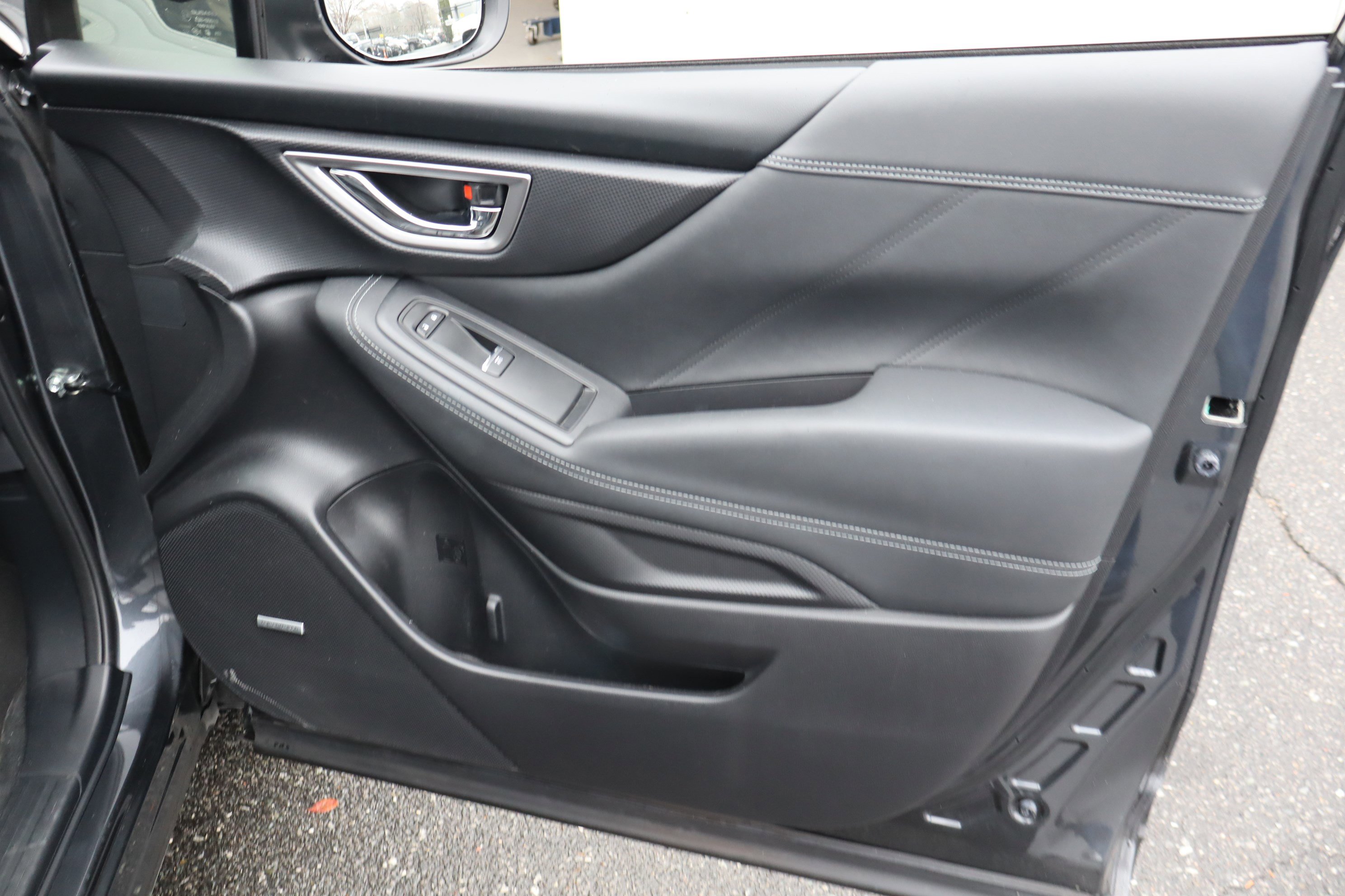 Used 2019 Subaru Forester Limited w/ Popular Package #3 image 38