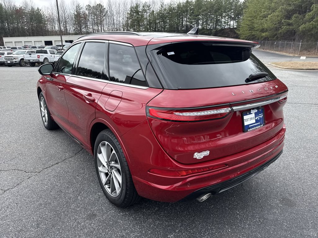 Used 2025 Lincoln Corsair Grand Touring w/ Equipment Group 301A image 5