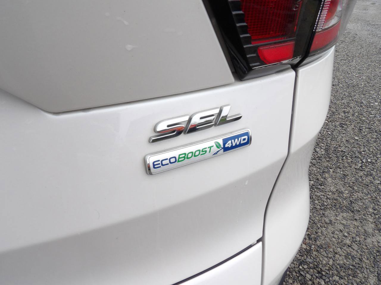 Used 2018 Ford Escape SEL w/ Ford Safe & Smart Package image 5