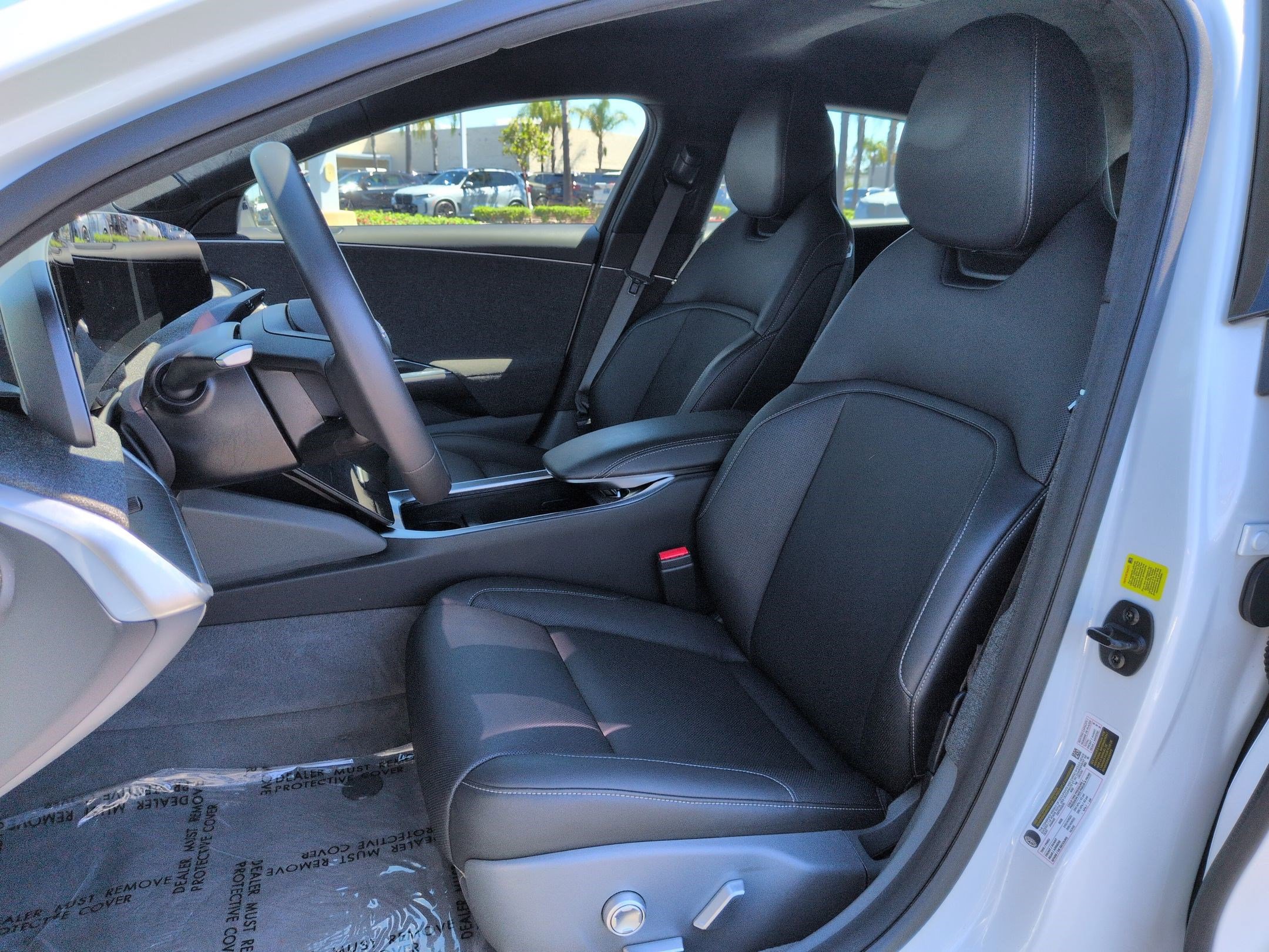 Used 2024 Lucid Air Touring image 16