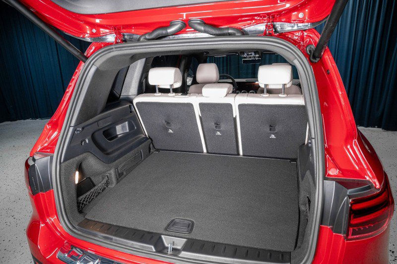 New 2026 Mercedes-Benz GLB 250 image 6