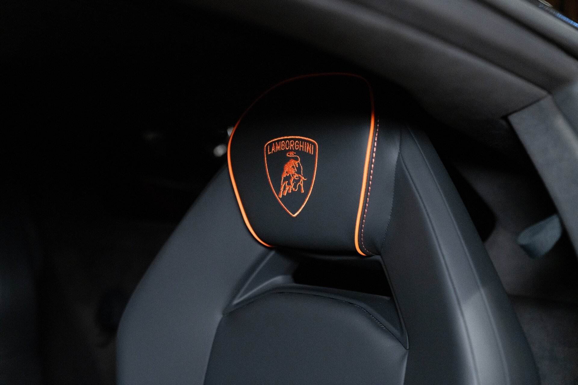Used 2024 Lamborghini Revuelto AWD/4WD image 15