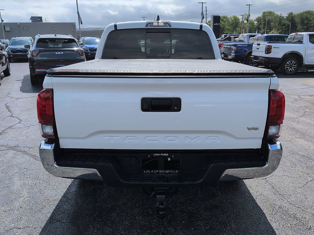 Used 2022 Toyota Tacoma SR5 RWD image 6