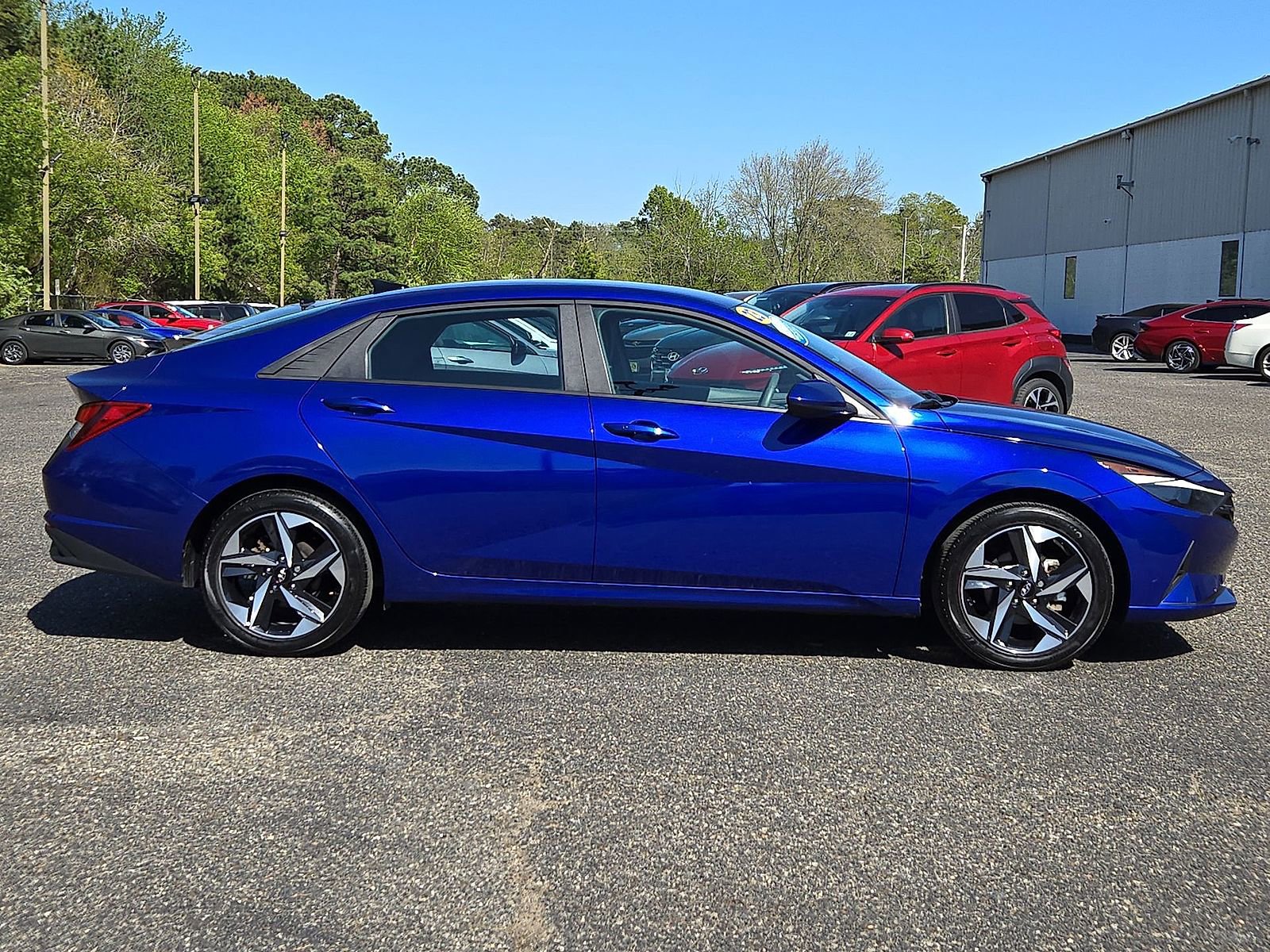 Certified 2023 Hyundai Elantra SEL w/ Convenience Package FWD image 32