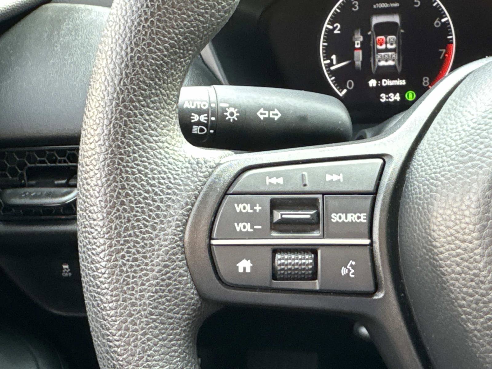 Used 2023 Honda HR-V LX image 18