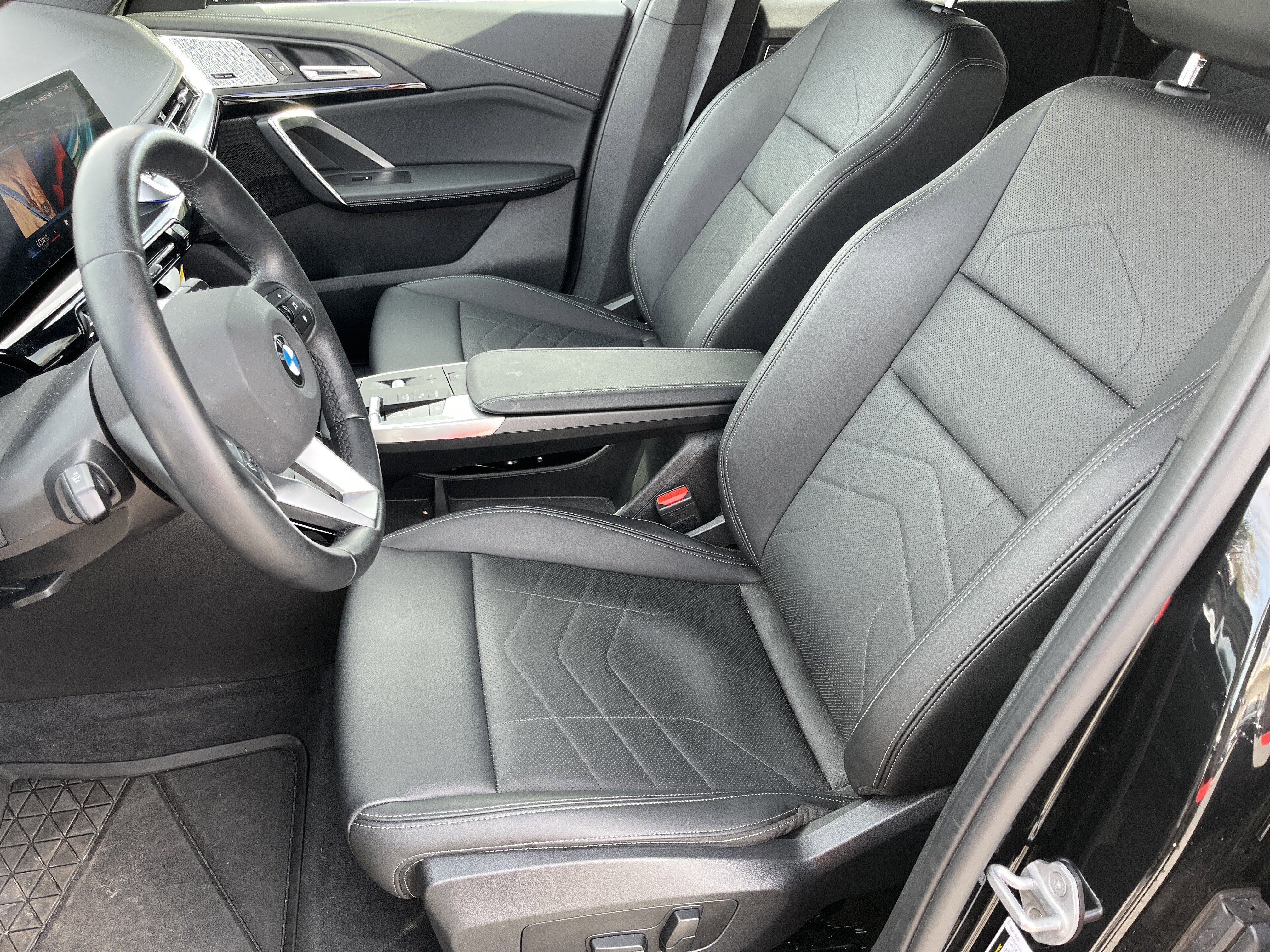 Certified 2025 BMW X1 xDrive28i w/ Convenience Package image 18