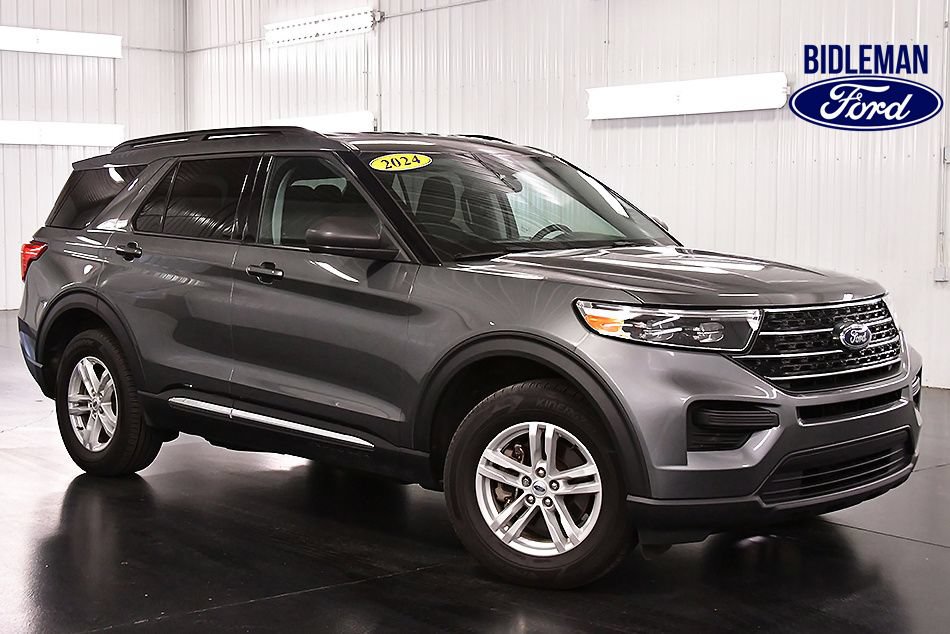 Used 2024 Ford Explorer XLT