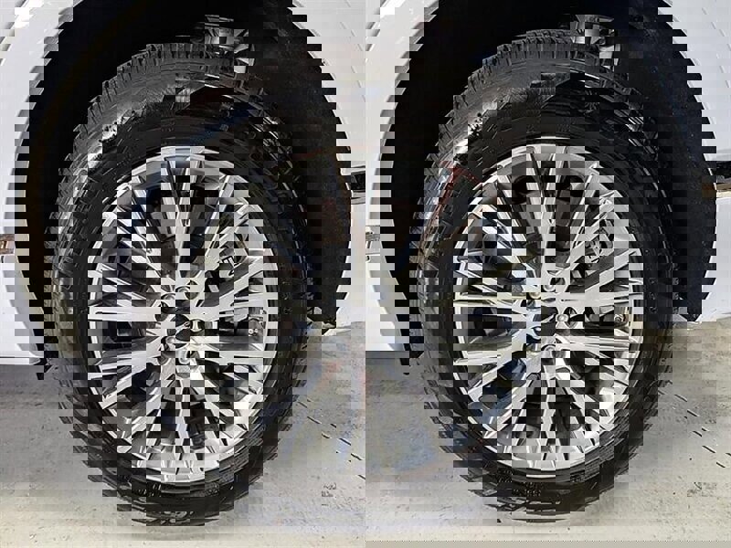 Used 2025 Genesis GV80 2.5T Standard image 14