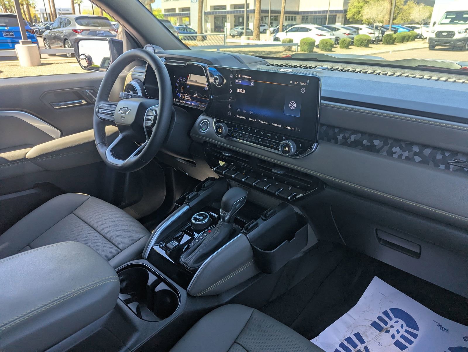 Used 2026 Chevrolet Colorado ZR2 w/ Technology Package image 12