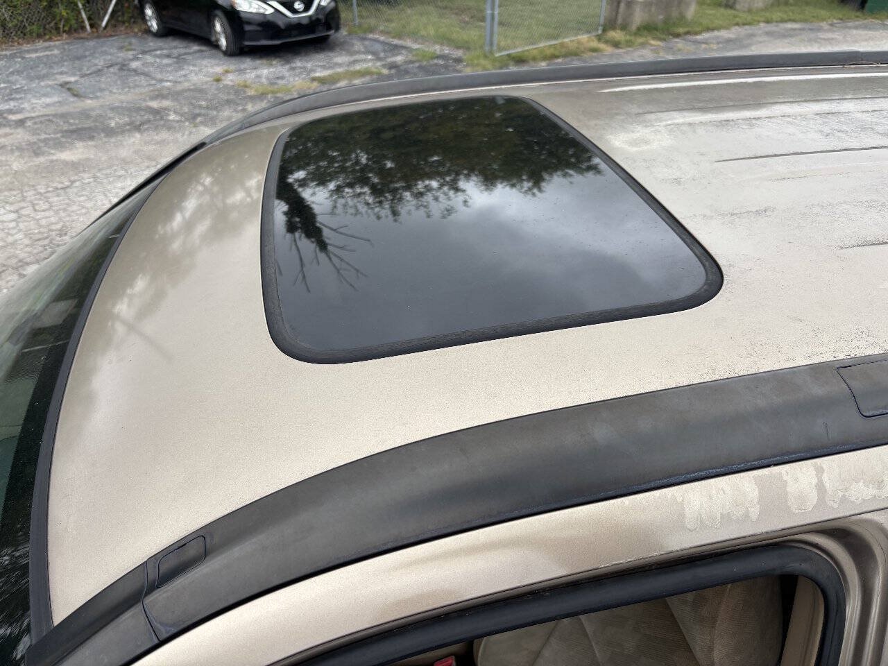 Used 2003 Honda CR-V EX image 22