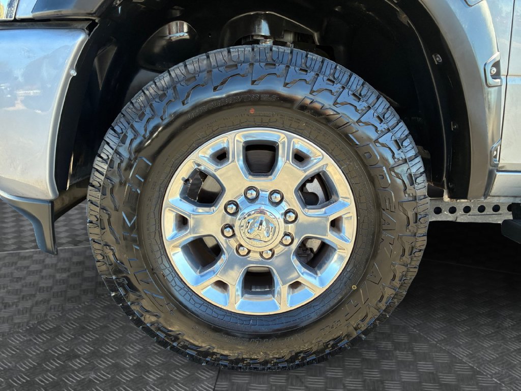 Used 2024 RAM 2500 Laramie AWD/4WD image 22