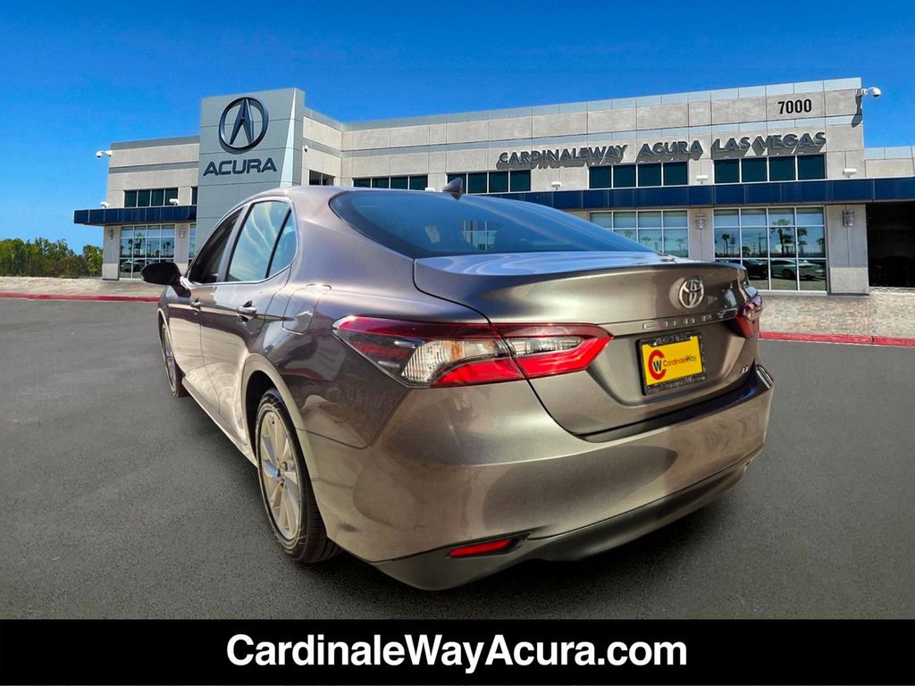 Used 2023 Toyota Camry LE FWD image 3