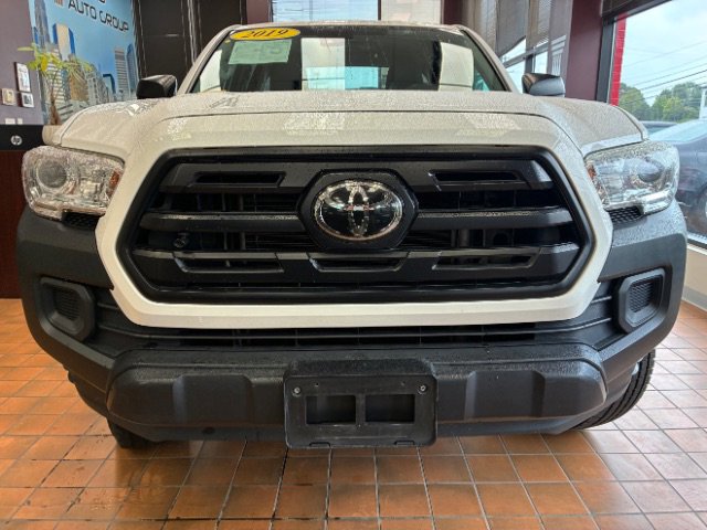 Used 2019 Toyota Tacoma SR RWD image 3