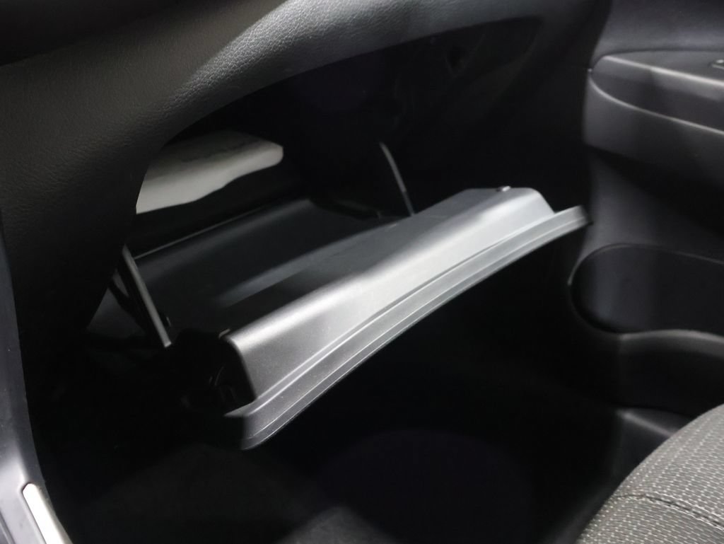 Used 2016 Nissan Sentra S FWD image 23