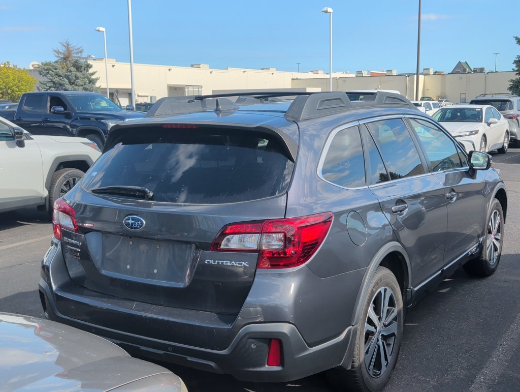 Used 2019 Subaru Outback 2.5i Limited w/ Protection Package #1 AWD/4WD image 4