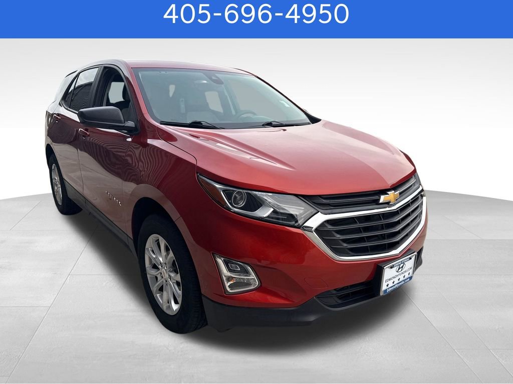 Used 2020 Chevrolet Equinox LS w/ LS Convenience Package AWD/4WD video 3